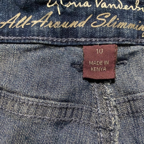 Gloria Vanderbilt skimmer capris - Picture 8 of 8